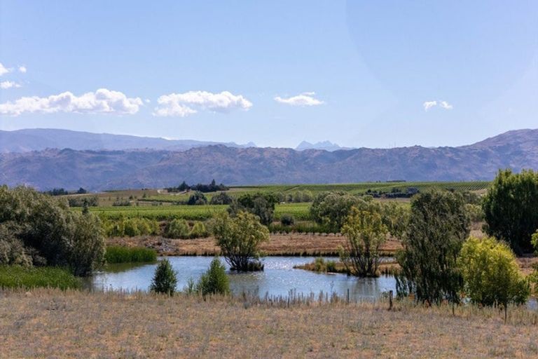 Photo of property in 21 Thyme Fields Road, Springvale, 9393