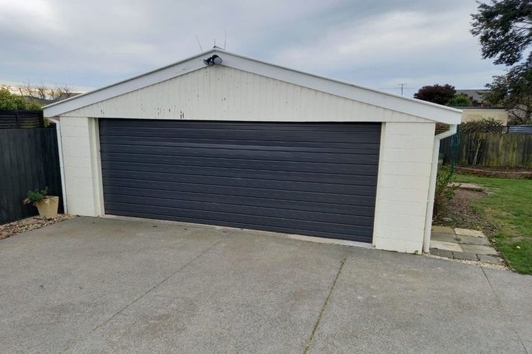 Photo of property in 43 Woolley Street, Avondale, Christchurch, 8061