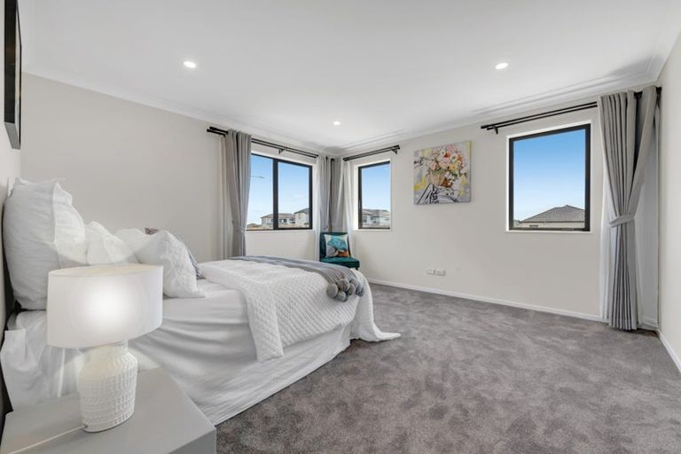 Photo of property in 60 Elevation Street, Flat Bush, Auckland, 2019