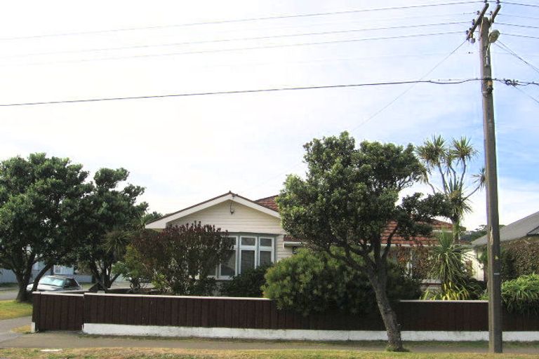 Photo of property in 38 Kauri Street, Miramar, Wellington, 6022