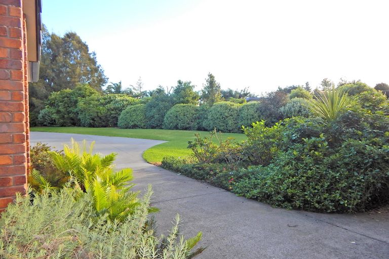 Photo of property in 5 Kotare Heights, Kerikeri, 0230