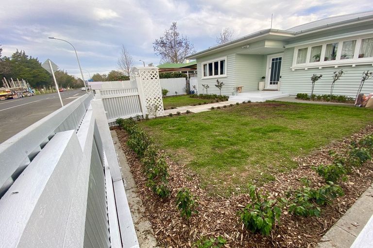 Photo of property in 103 Murdoch Road East, Akina, Hastings, 4122