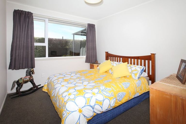 Photo of property in 13 Ruakaka Street, Hornby, Christchurch, 8042