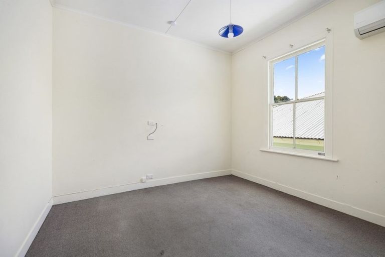 Photo of property in 211 Aro Street, Aro Valley, Wellington, 6021