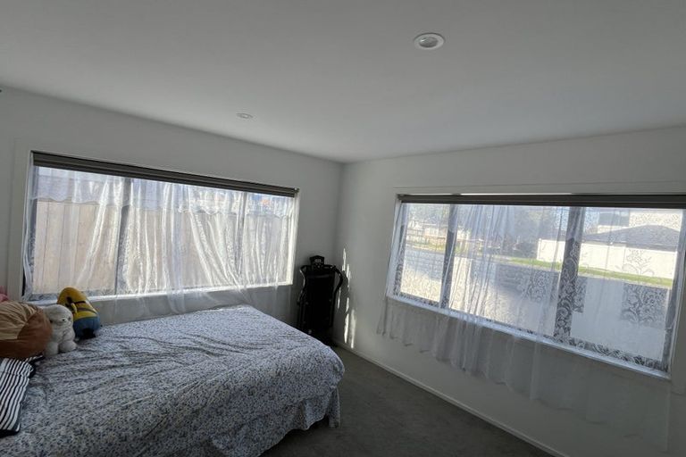 Photo of property in 216a Bucklands Road, Bucklands Beach, Auckland, 2012