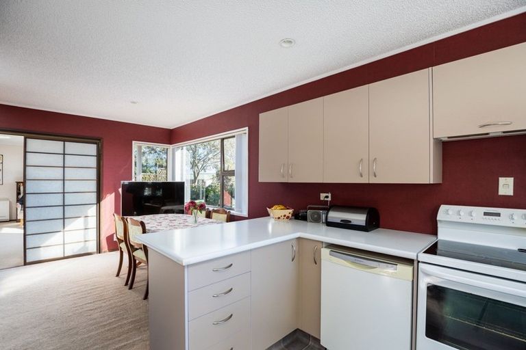 Photo of property in 12 Mace Street, Waitara, 4320