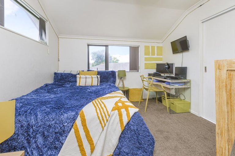 Photo of property in 5b Misty Place, Papatoetoe, Auckland, 2025