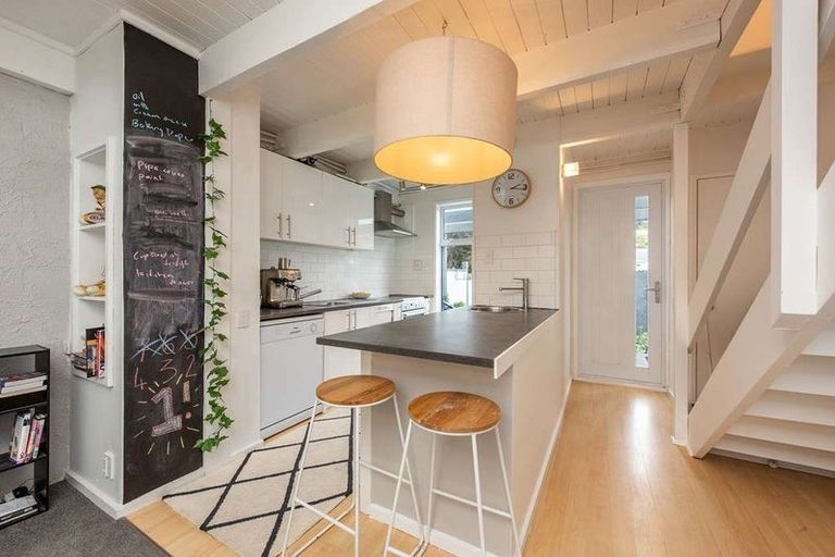 Photo of property in 36a Ranelagh Street, Karori, Wellington, 6012