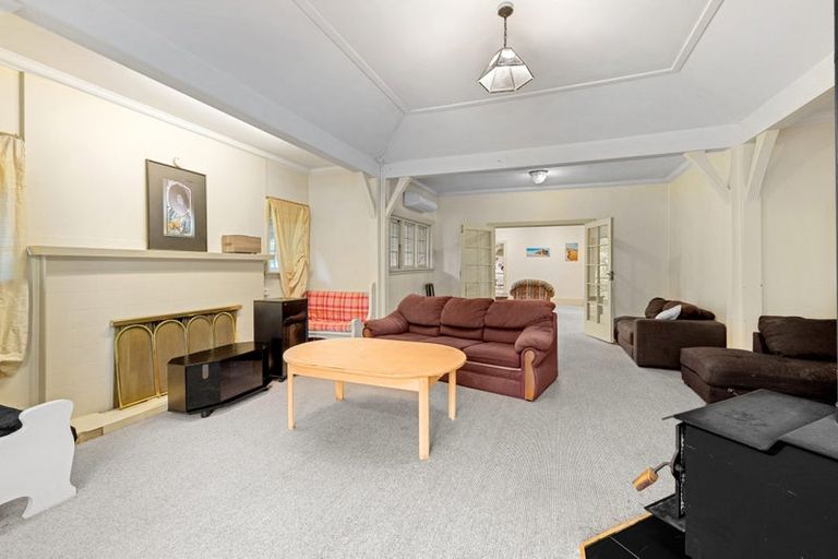 Photo of property in 104 North Parade, Richmond, Christchurch, 8013