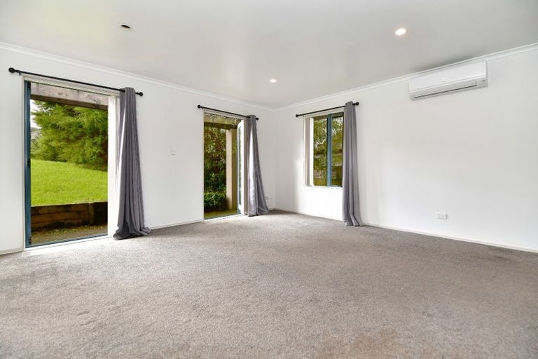 Photo of property in 33 Midshipman Court, Gulf Harbour, Whangaparaoa, 0930