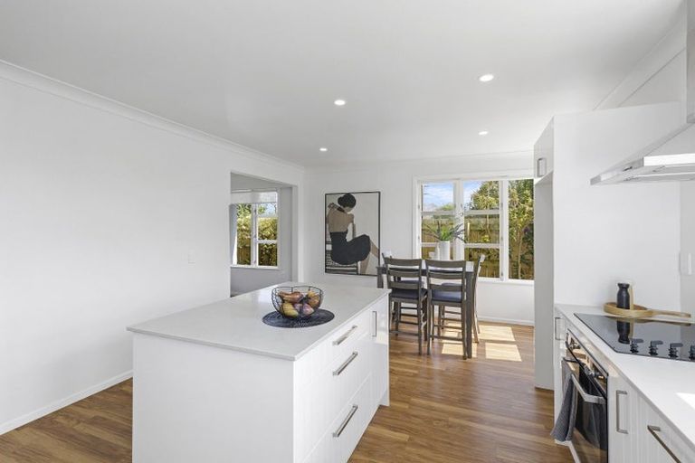 Photo of property in 162 Queen Street West, Levin, 5510