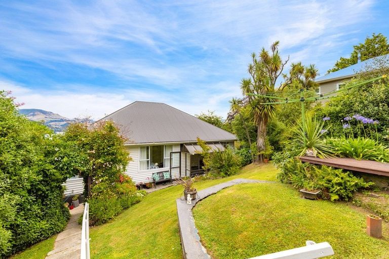 Photo of property in 17 Days Road, Lyttelton, 8082