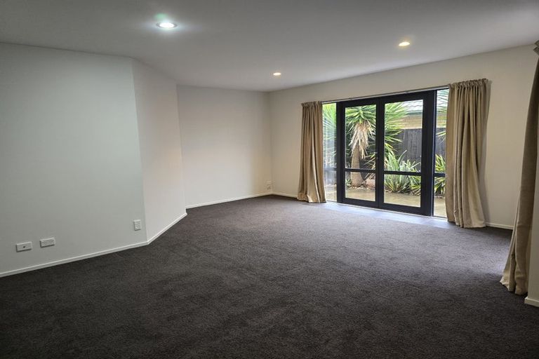 Photo of property in 33 Mary Street, Papanui, Christchurch, 8053
