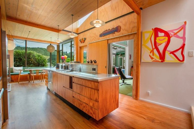 Photo of property in 17 Dover Street, Island Bay, Wellington, 6023