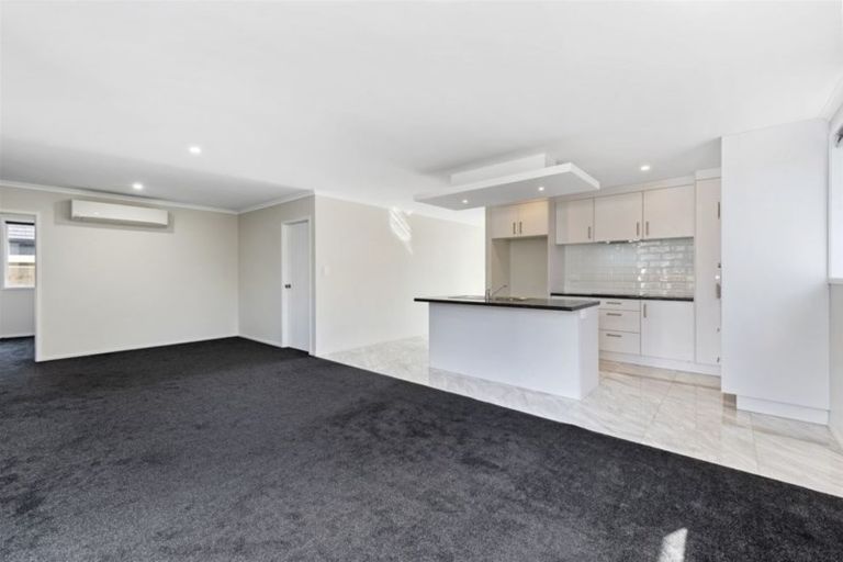 Photo of property in 39 Awatira Drive, Papamoa Beach, Papamoa, 3118