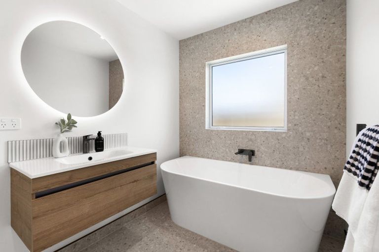 Photo of property in 21 George Yee Place, Taradale, Napier, 4112