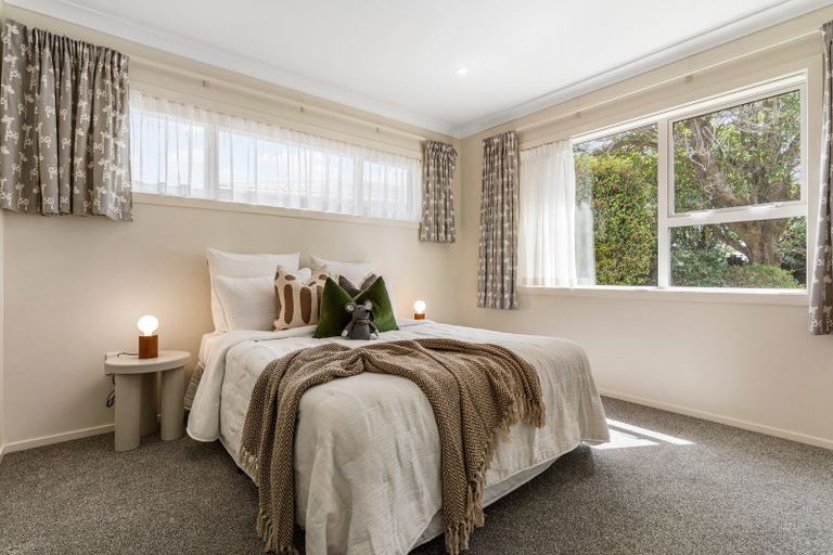 Photo of property in 111 Sandspit Road, Waiuku, 2123