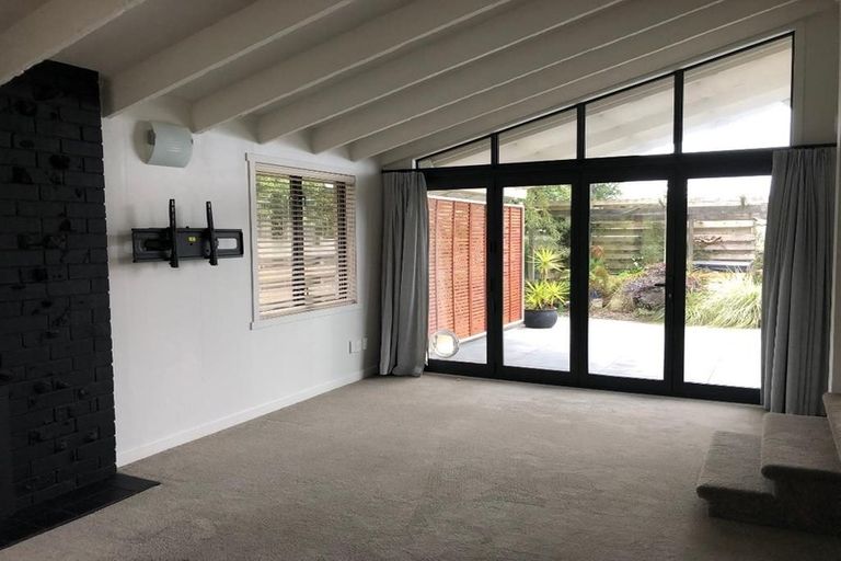 Photo of property in 6 Glenbank Road, Te Awanga, 4102