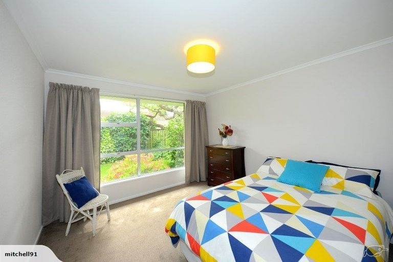 Photo of property in 45 Crofton Road, Harewood, Christchurch, 8051