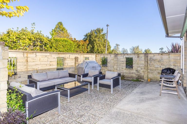 Photo of property in 24 Clements Crescent, Queenwood, Hamilton, 3210