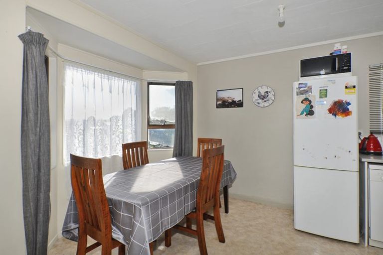 Photo of property in 14 Tikorangi Place, Morningside, Whangarei, 0110
