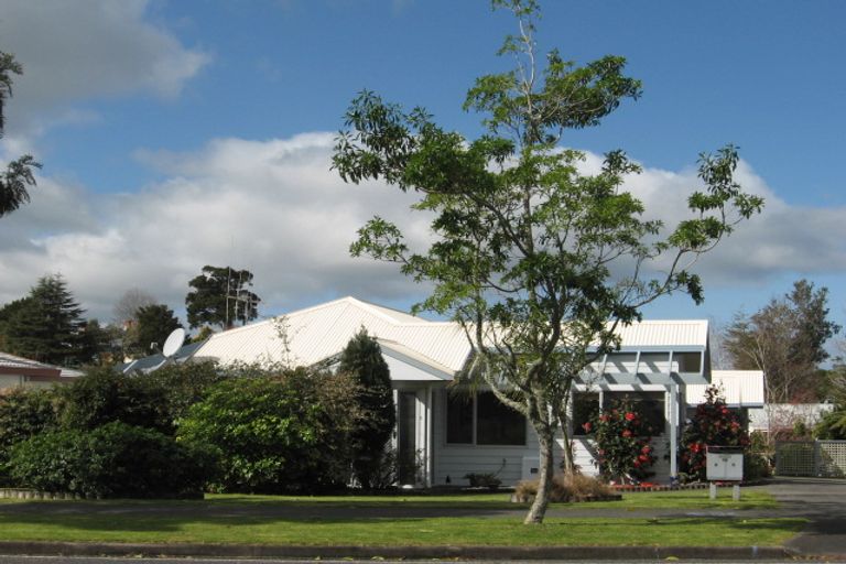 Photo of property in 1/110 Fairway Drive, Te Kamo, Whangarei, 0112