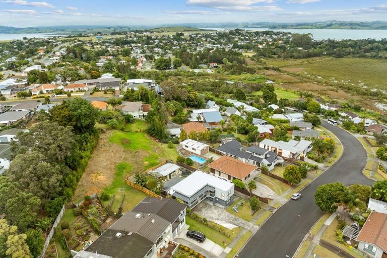 Photo of property in 21 Raumati Crescent, Onerahi, Whangarei, 0110