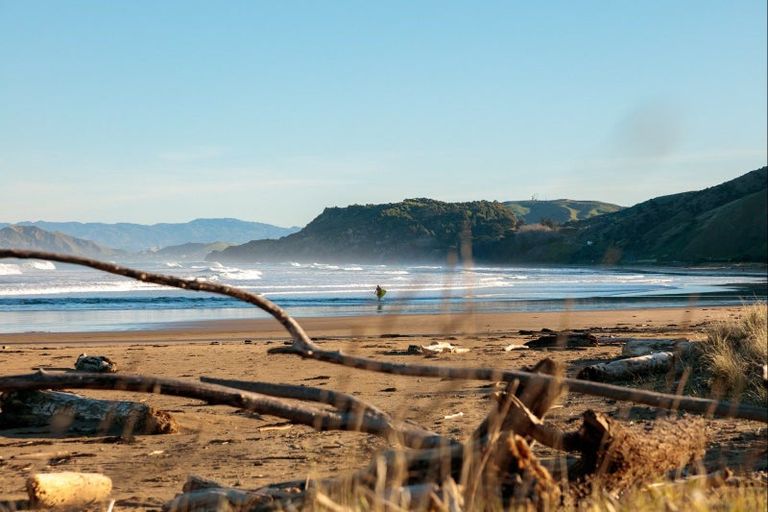 Photo of property in 6 Makorori Beach Road, Makorori, Gisborne, 4073