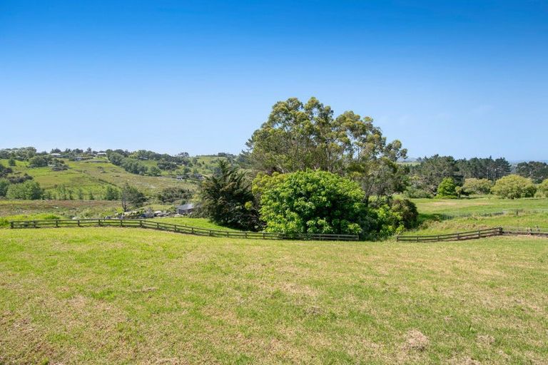 Photo of property in 59 Spur Road, Stillwater, Silverdale, 0993