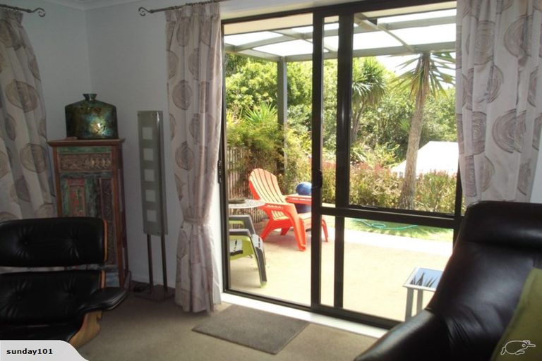 Photo of property in 32 Bateleur Close, Welcome Bay, Tauranga, 3112