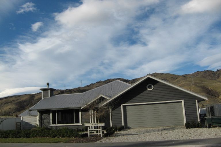 Photo of property in 10 Alpha Street, Cromwell, 9310