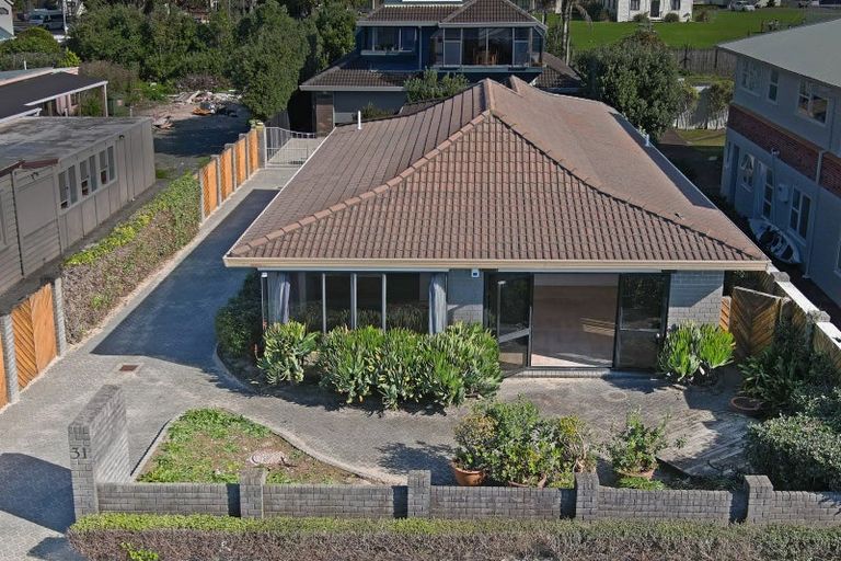 Photo of property in 31a The Esplanade, Eastern Beach, Auckland, 2012