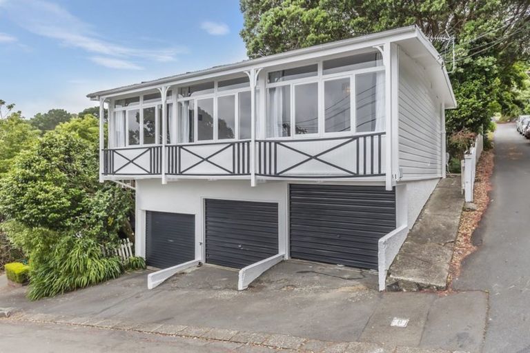Photo of property in 31d Patanga Crescent, Thorndon, Wellington, 6011