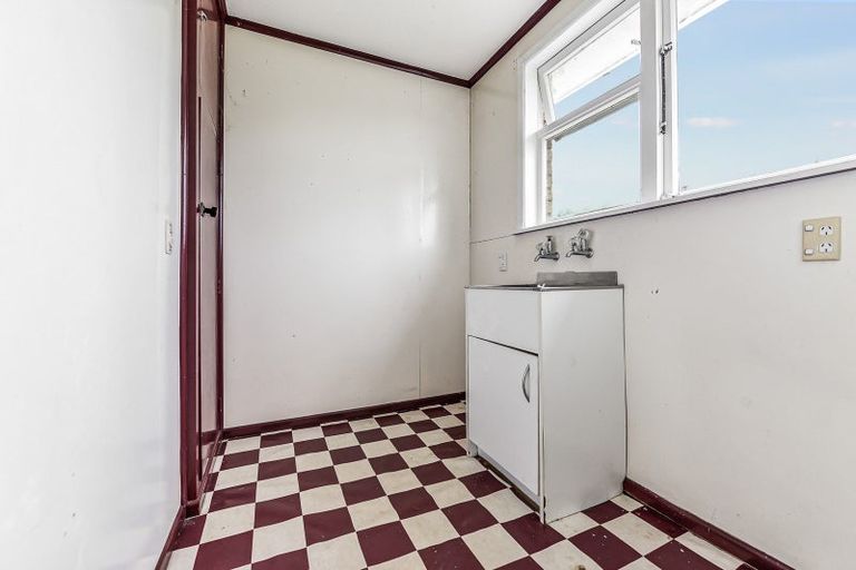 Photo of property in 14 Yeats Crescent, Fairfield, Hamilton, 3214