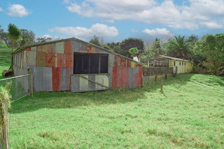 Photo of property in 91 Whaka Street, Maungaturoto, 0520