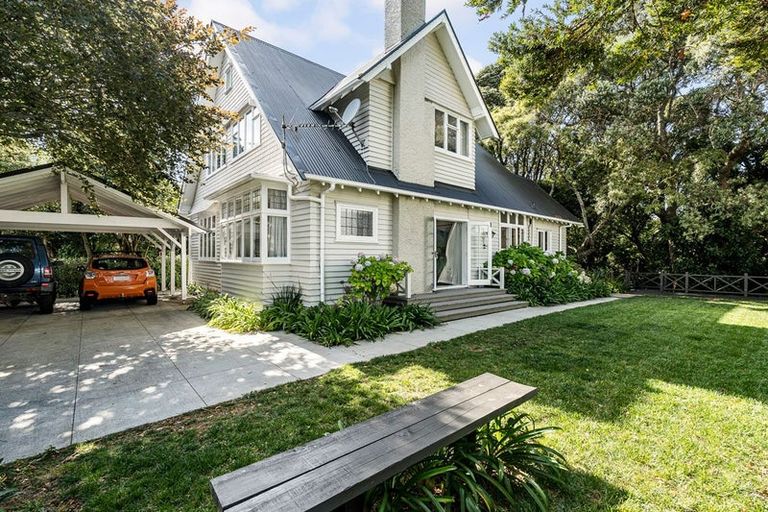 Photo of property in 47 Wallace Place, Westown, New Plymouth, 4310