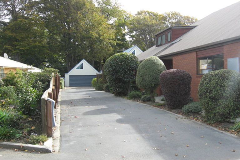 Photo of property in 2a Cephas Close, Sockburn, Christchurch, 8042