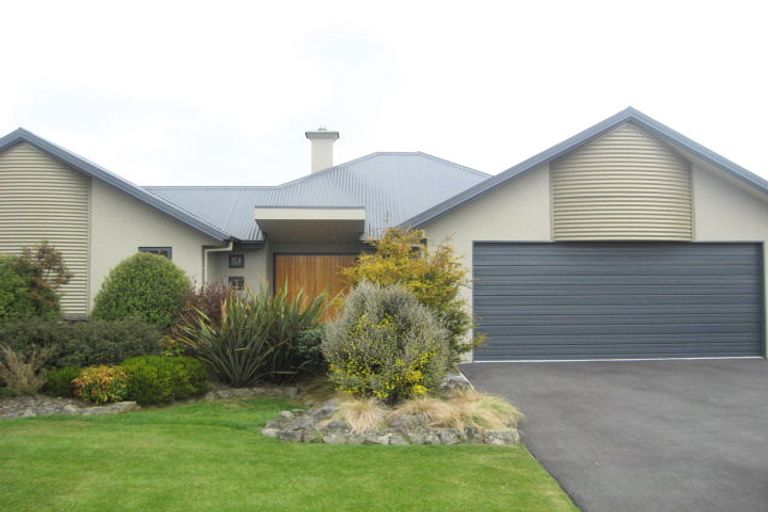 Photo of property in 5 Dunmurry Place, Casebrook, Christchurch, 8051