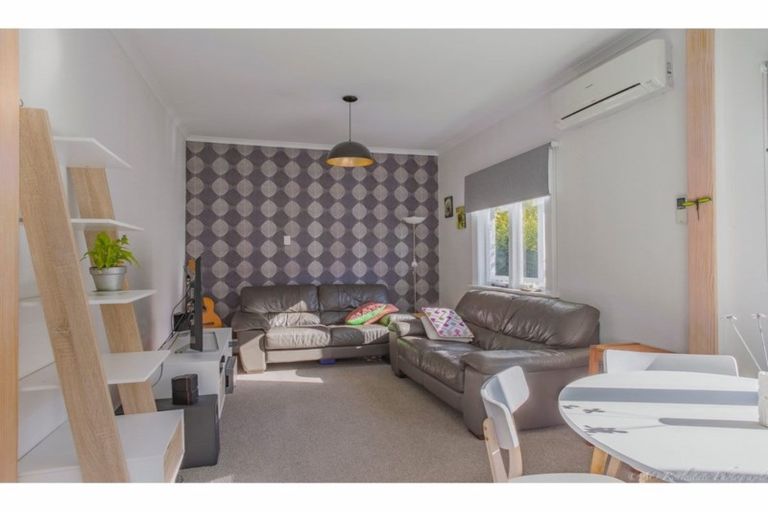 Photo of property in 35 Wai-iti Road, Maori Hill, Timaru, 7910