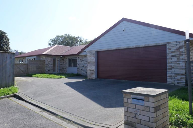 Photo of property in 9 Cabernet Close, Paraparaumu, 5032