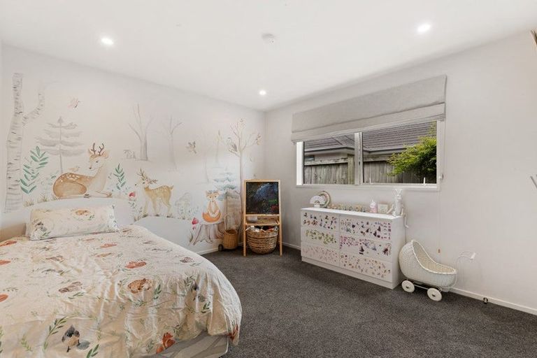 Photo of property in 22 Lochnagar Drive, Lake Hayes, Queenstown, 9304