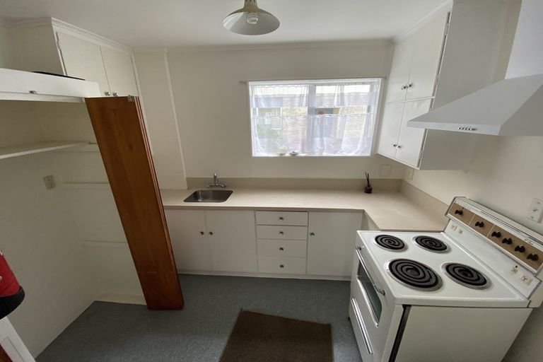 Photo of property in 1/52 Fitzherbert Street, Alicetown, Lower Hutt, 5010