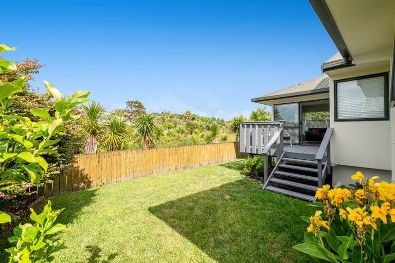 Photo of property in 70 Donald Street, Stanmore Bay, Whangaparaoa, 0932