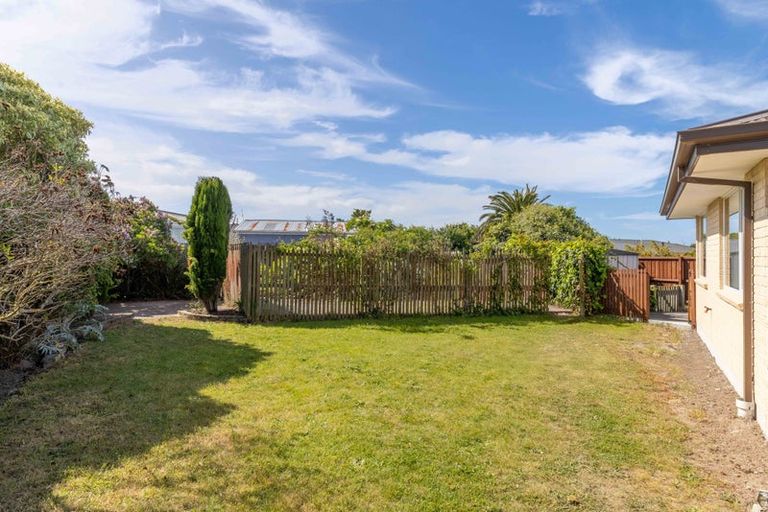 Photo of property in 30 Woodgrove Avenue, North New Brighton, Christchurch, 8083