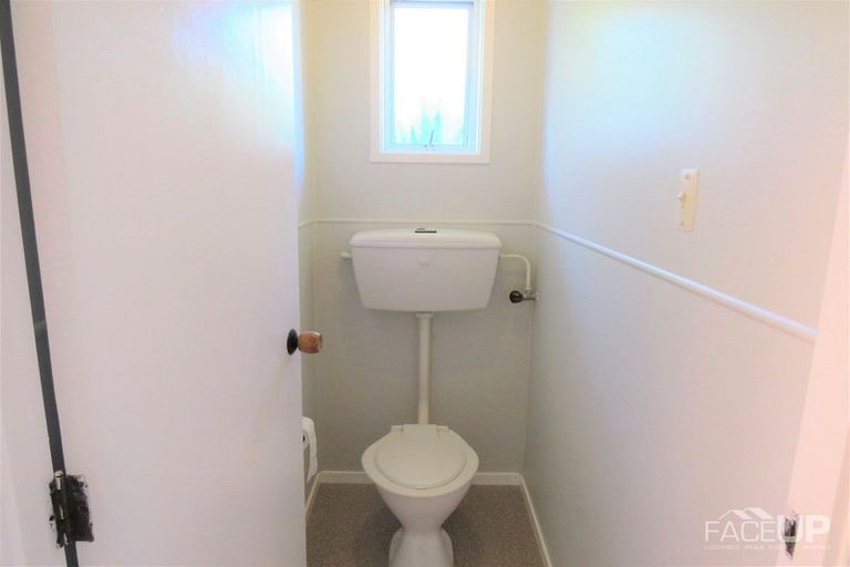 Photo of property in 15 Bellringer Road, Massey, Auckland, 0614