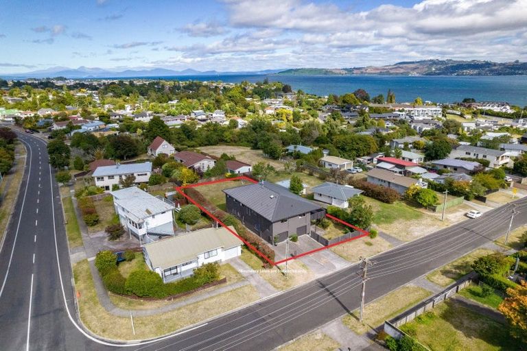 Photo of property in 19 Ingle Avenue, Waipahihi, Taupo, 3330