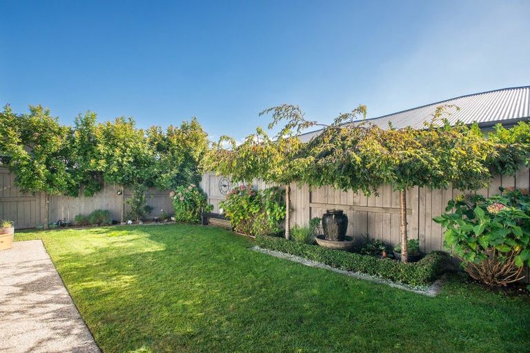 Photo of property in 72 Penetaka Heights, Pyes Pa, Tauranga, 3112