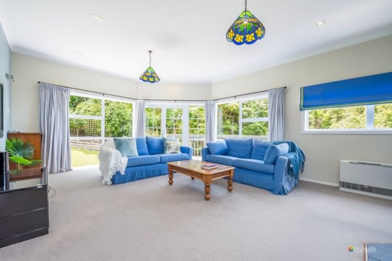 Photo of property in 15 Wilson Grove, Normandale, Lower Hutt, 5010