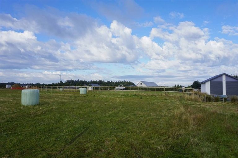 Photo of property in 20 Sunrise Drive, Seaward Bush, Invercargill, 9812