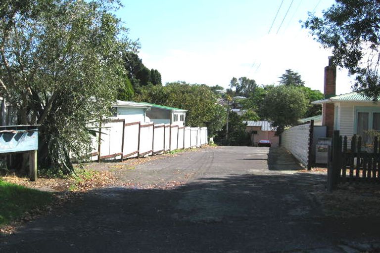 Photo of property in 1/10 Blease Street, New Lynn, Auckland, 0600